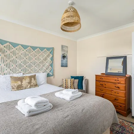 Rural Lodge Stay In Windsor! Hot Tub! Sleeps 20 Bray Exterior photo